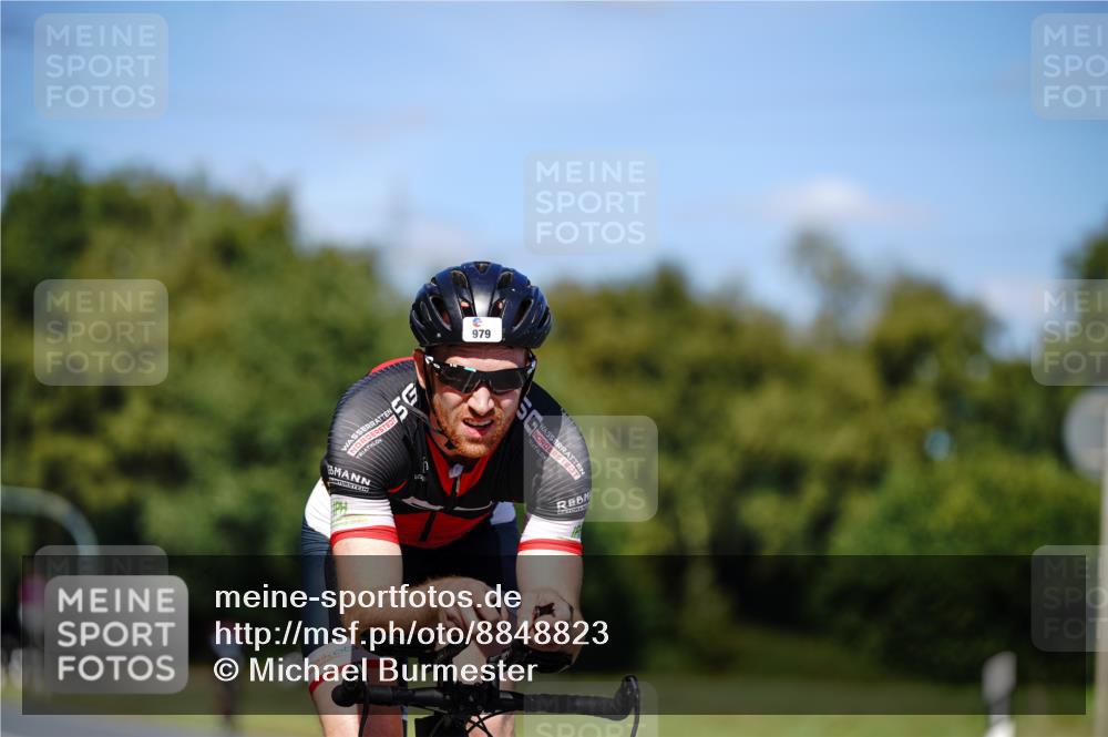 07.09.2025 - 19. Norderstedt Triathlon Michael Burmester http://msf.ph/oto/8848823 07.09.2025 13:42:11 Radfahren 979, 1041 meine-sportfotos.de