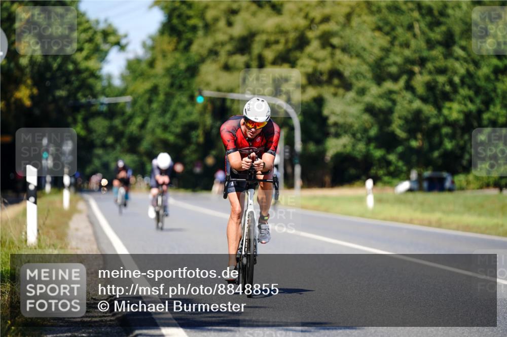 07.09.2025 - 19. Norderstedt Triathlon Michael Burmester http://msf.ph/oto/8848855 07.09.2025 13:43:30 Radfahren 960, 1468 meine-sportfotos.de