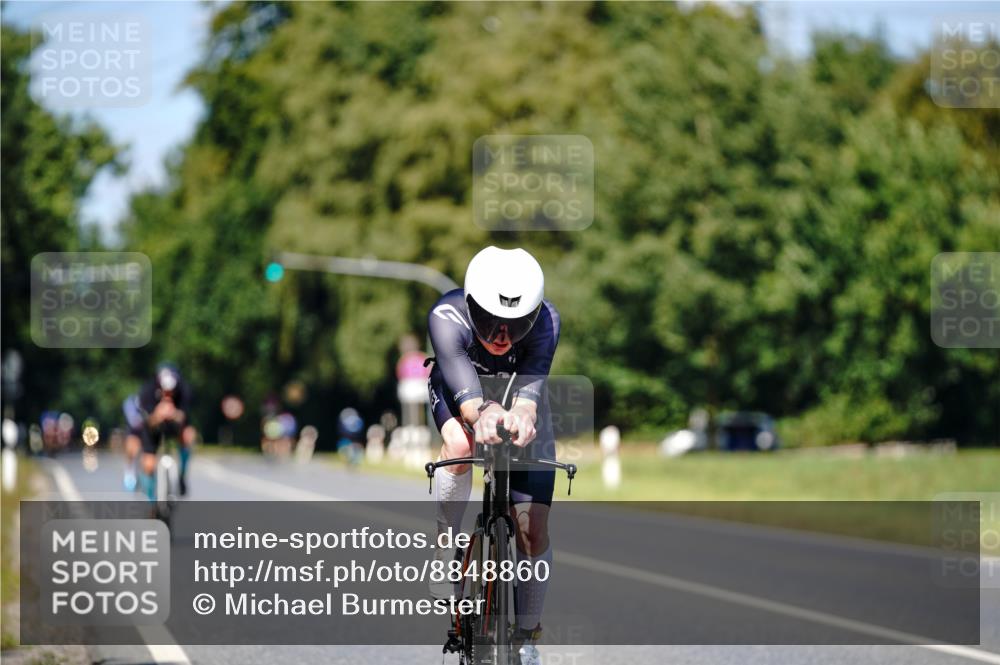 07.09.2025 - 19. Norderstedt Triathlon Michael Burmester http://msf.ph/oto/8848860 07.09.2025 13:43:33 Radfahren 960, 972, 1468 meine-sportfotos.de