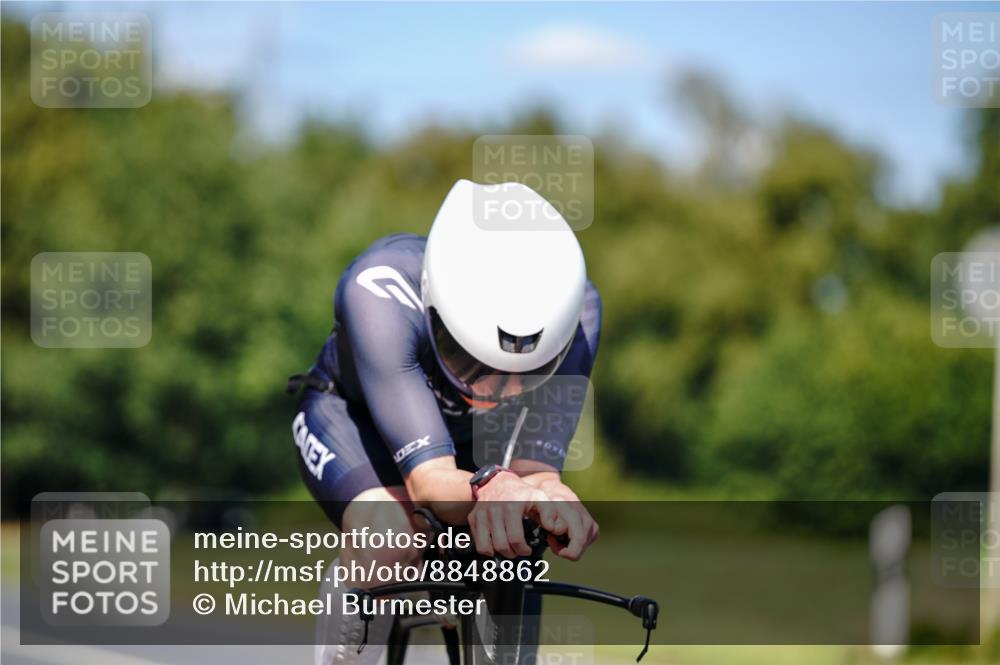 07.09.2025 - 19. Norderstedt Triathlon Michael Burmester http://msf.ph/oto/8848862 07.09.2025 13:43:34 Radfahren 960, 972, 1468 meine-sportfotos.de