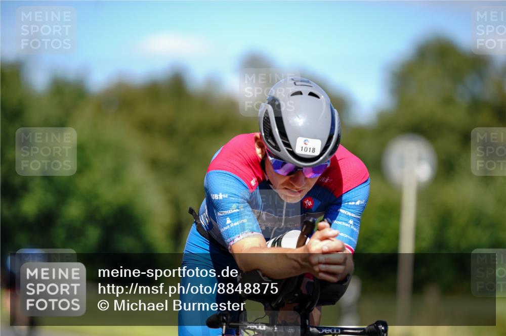07.09.2025 - 19. Norderstedt Triathlon Michael Burmester http://msf.ph/oto/8848875 07.09.2025 13:43:56 Radfahren 985, 1018 meine-sportfotos.de