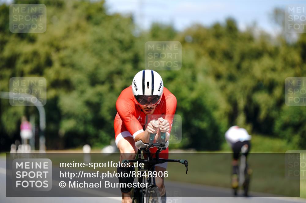 07.09.2025 - 19. Norderstedt Triathlon Michael Burmester http://msf.ph/oto/8848906 07.09.2025 13:45:00 Radfahren 974 meine-sportfotos.de