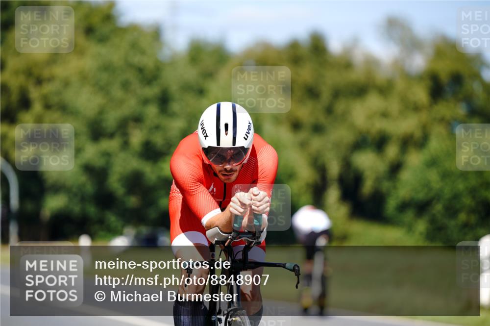 07.09.2025 - 19. Norderstedt Triathlon Michael Burmester http://msf.ph/oto/8848907 07.09.2025 13:45:00 Radfahren 974 meine-sportfotos.de