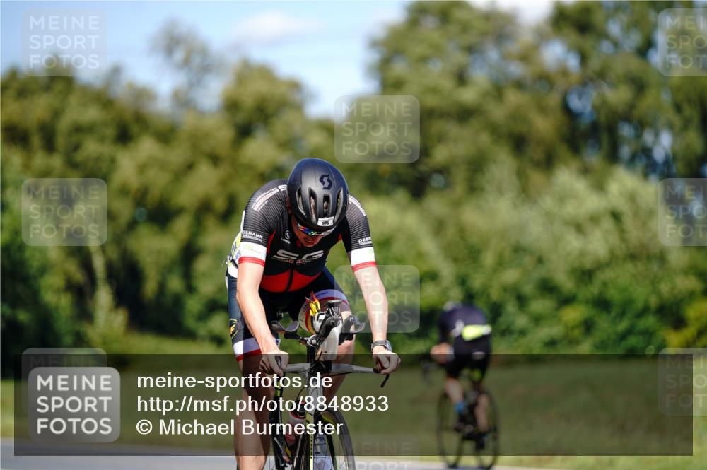 07.09.2025 - 19. Norderstedt Triathlon Michael Burmester http://msf.ph/oto/8848933 07.09.2025 13:46:00 Radfahren 392, 986 meine-sportfotos.de