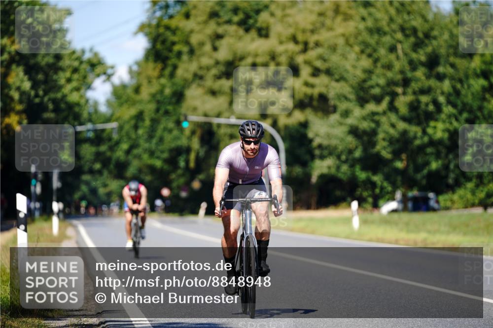 07.09.2025 - 19. Norderstedt Triathlon Michael Burmester http://msf.ph/oto/8848948 07.09.2025 13:46:55 Radfahren 872, 1027 meine-sportfotos.de