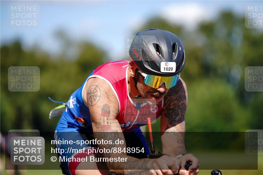 07.09.2025 - 19. Norderstedt Triathlon Michael Burmester http://msf.ph/oto/8848954 07.09.2025 13:46:59 Radfahren 872, 1020 meine-sportfotos.de