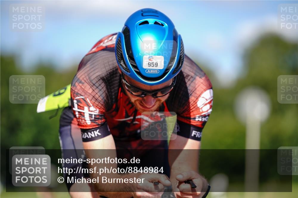 07.09.2025 - 19. Norderstedt Triathlon Michael Burmester http://msf.ph/oto/8848984 07.09.2025 13:48:00 Radfahren 959 meine-sportfotos.de