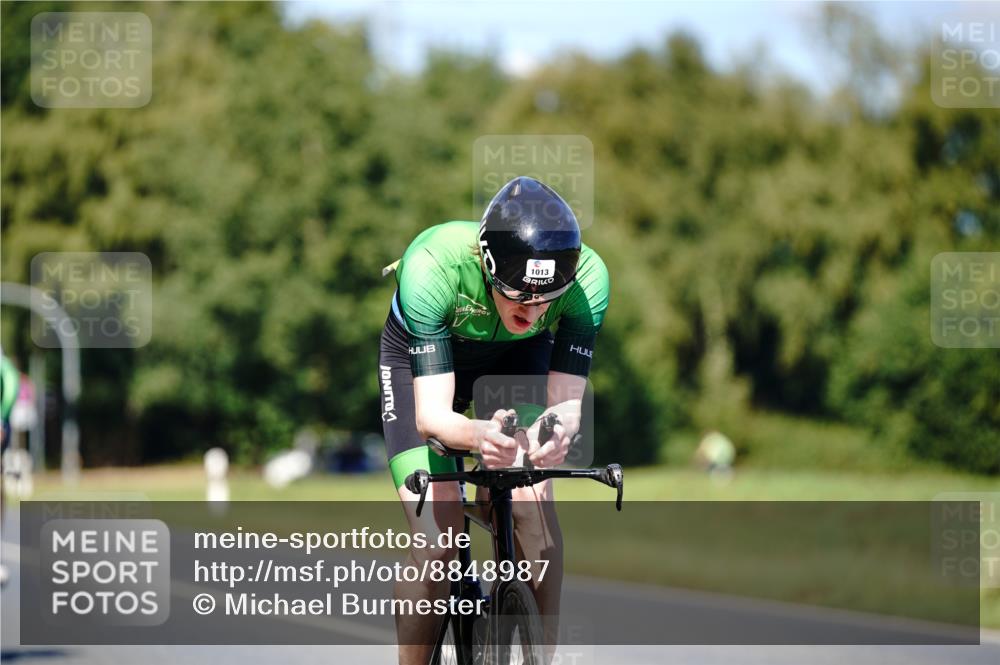 07.09.2025 - 19. Norderstedt Triathlon Michael Burmester http://msf.ph/oto/8848987 07.09.2025 13:48:16 Radfahren 1013, 1015, 1031 meine-sportfotos.de