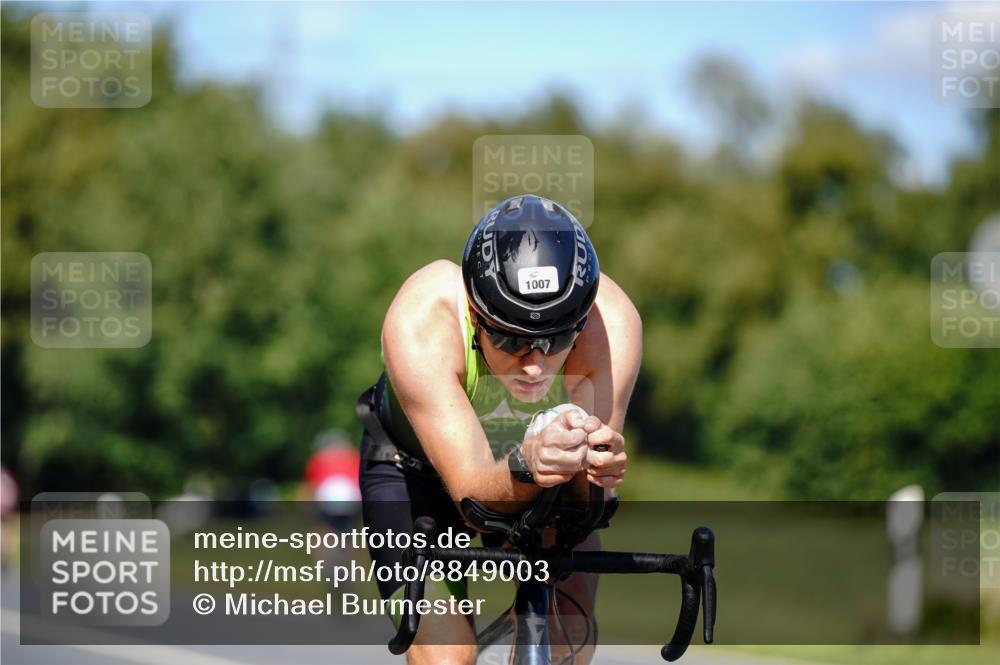 07.09.2025 - 19. Norderstedt Triathlon Michael Burmester http://msf.ph/oto/8849003 07.09.2025 13:48:45 Radfahren 999, 1003, 1007, 1438 meine-sportfotos.de