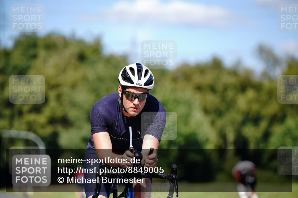 07.09.2025 - 19. Norderstedt Triathlon Michael Burmester http://msf.ph/oto/8849005 07.09.2025 13:48:47 Radfahren 1007, 1438 meine-sportfotos.de