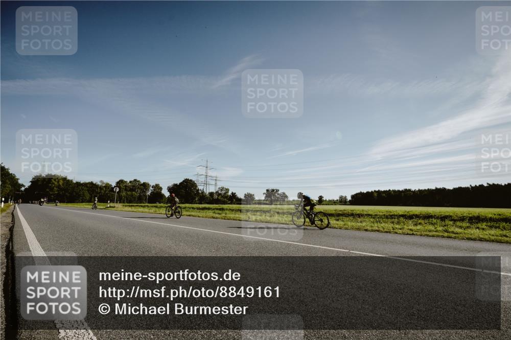 07.09.2025 - 19. Norderstedt Triathlon Michael Burmester http://msf.ph/oto/8849161 07.09.2025 09:38:27 Radfahren  meine-sportfotos.de