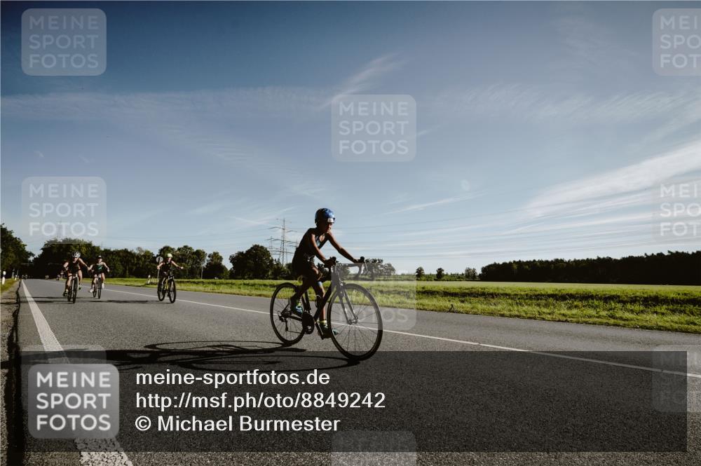 07.09.2025 - 19. Norderstedt Triathlon Michael Burmester http://msf.ph/oto/8849242 07.09.2025 09:39:47 Radfahren 559, 567, 601, 607, 614, 623, 625, 629 meine-sportfotos.de
