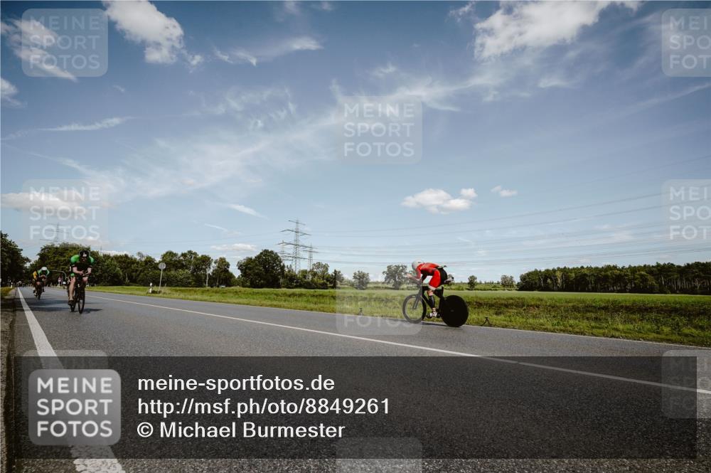 07.09.2025 - 19. Norderstedt Triathlon Michael Burmester http://msf.ph/oto/8849261 07.09.2025 13:58:28 Radfahren 872, 959, 970, 1013, 1015, 1031 meine-sportfotos.de