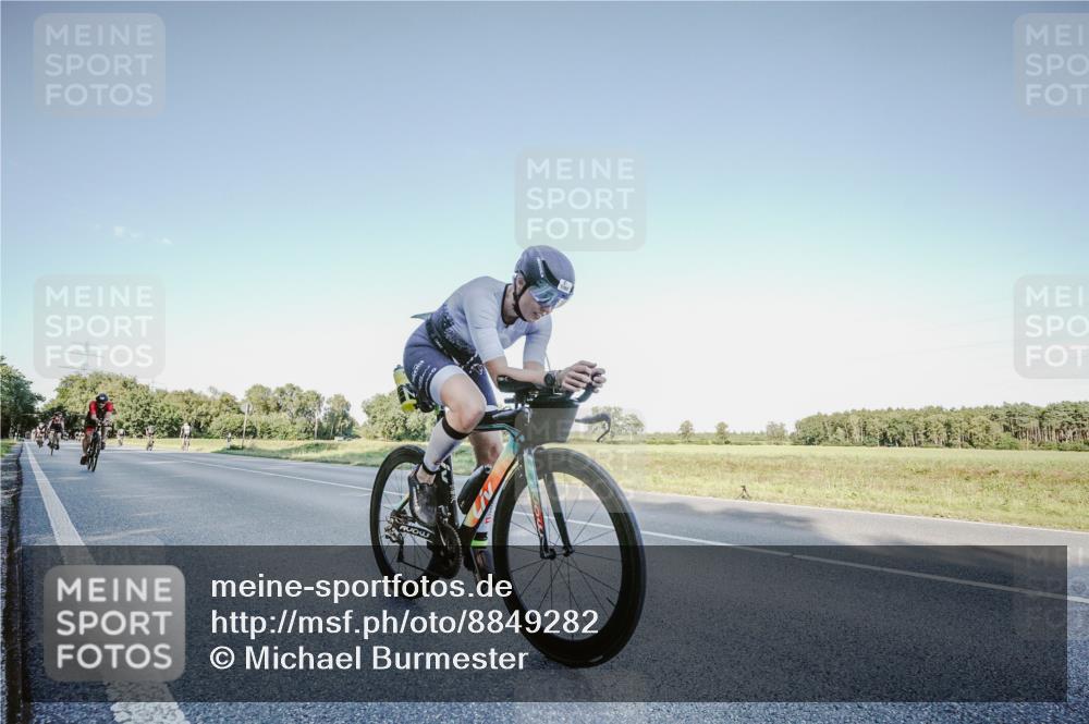 07.09.2025 - 19. Norderstedt Triathlon Michael Burmester http://msf.ph/oto/8849282 07.09.2025 16:12:11 Radfahren 516, 1045, 1068, 1541, 1565, 1570 meine-sportfotos.de
