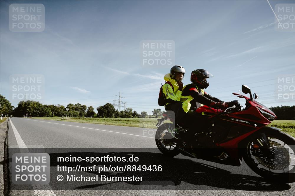 07.09.2025 - 19. Norderstedt Triathlon Michael Burmester http://msf.ph/oto/8849436 07.09.2025 10:20:33 Radfahren  meine-sportfotos.de