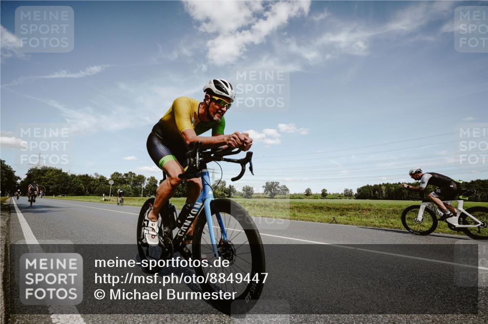 07.09.2025 - 19. Norderstedt Triathlon Michael Burmester http://msf.ph/oto/8849447 07.09.2025 14:01:23 Radfahren 863, 1032 meine-sportfotos.de