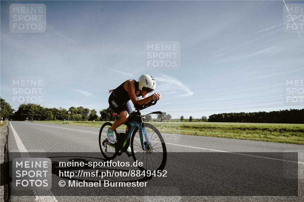 07.09.2025 - 19. Norderstedt Triathlon Michael Burmester http://msf.ph/oto/8849452 07.09.2025 10:20:47 Radfahren 1149 meine-sportfotos.de