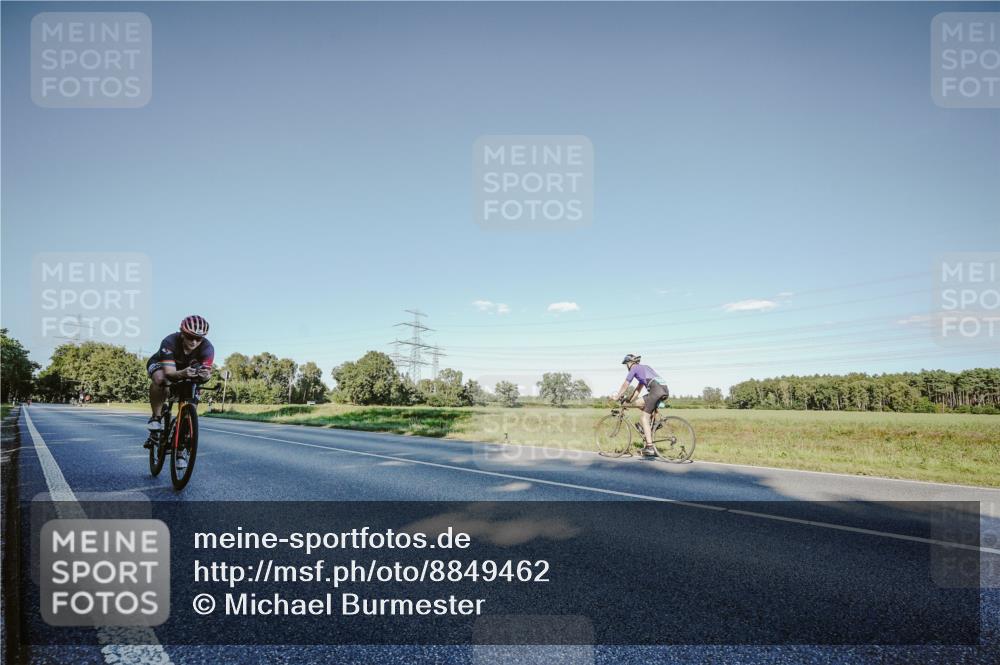 07.09.2025 - 19. Norderstedt Triathlon Michael Burmester http://msf.ph/oto/8849462 07.09.2025 16:14:02 Radfahren 1047, 1413, 1516 meine-sportfotos.de