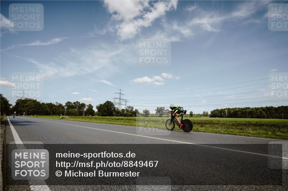 07.09.2025 - 19. Norderstedt Triathlon Michael Burmester http://msf.ph/oto/8849467 07.09.2025 14:01:35 Radfahren 908, 1468 meine-sportfotos.de