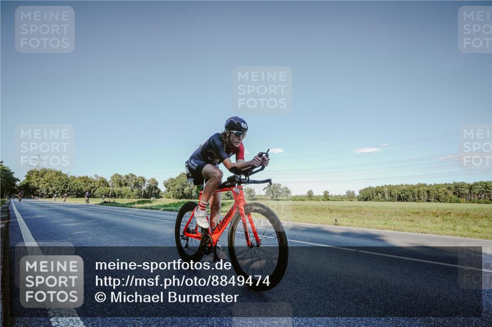 07.09.2025 - 19. Norderstedt Triathlon Michael Burmester http://msf.ph/oto/8849474 07.09.2025 16:14:11 Radfahren 1100, 1612 meine-sportfotos.de