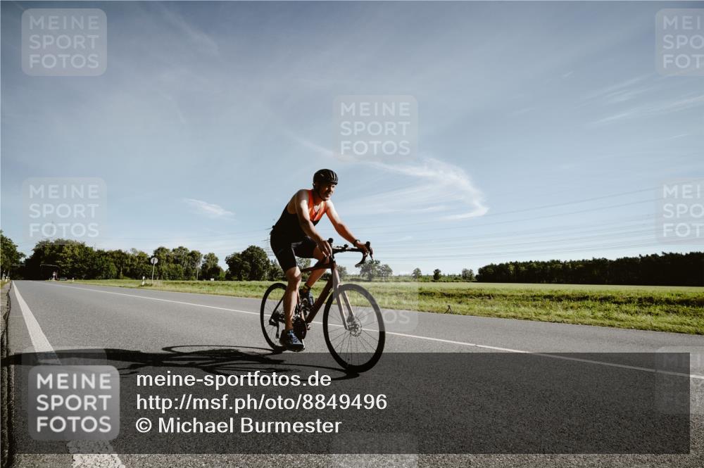 07.09.2025 - 19. Norderstedt Triathlon Michael Burmester http://msf.ph/oto/8849496 07.09.2025 10:24:05 Radfahren 1132 meine-sportfotos.de