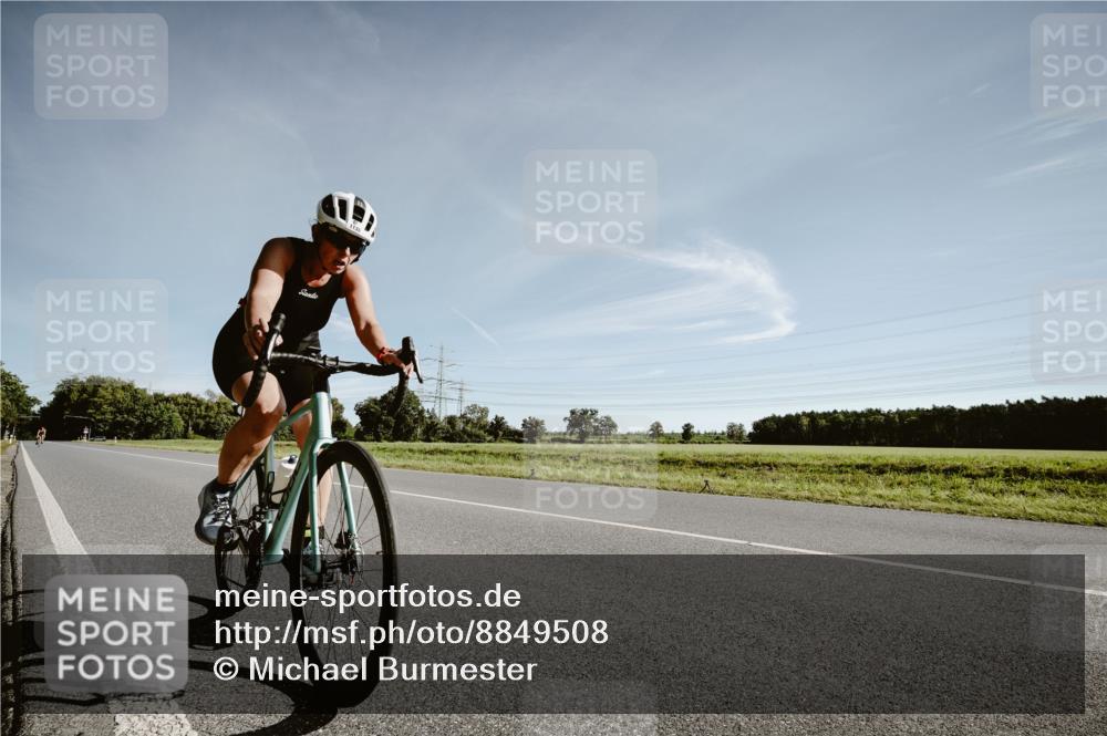 07.09.2025 - 19. Norderstedt Triathlon Michael Burmester http://msf.ph/oto/8849508 07.09.2025 10:25:13 Radfahren 1135 meine-sportfotos.de