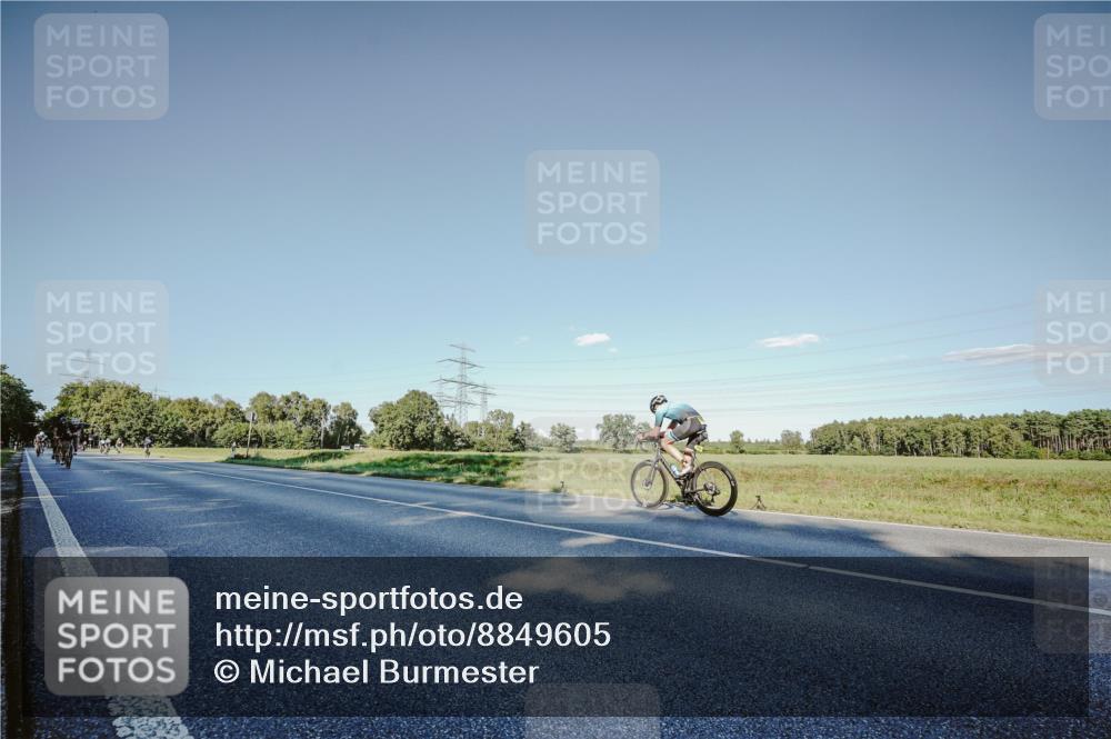 07.09.2025 - 19. Norderstedt Triathlon Michael Burmester http://msf.ph/oto/8849605 07.09.2025 16:15:34 Radfahren 1074, 1442, 1620 meine-sportfotos.de