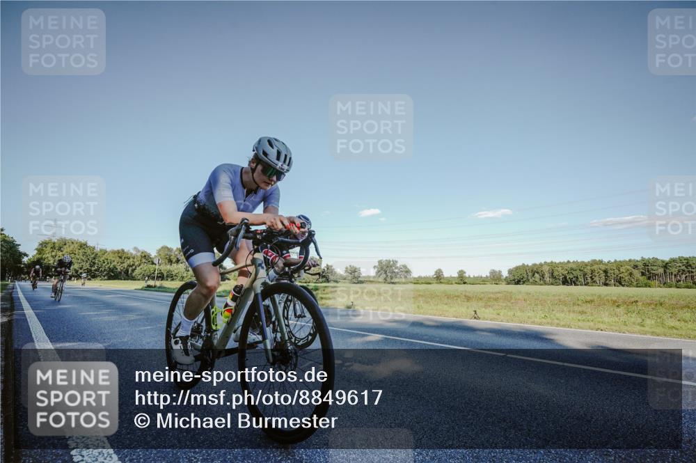 07.09.2025 - 19. Norderstedt Triathlon Michael Burmester http://msf.ph/oto/8849617 07.09.2025 16:15:39 Radfahren 1069, 1074, 1087, 1410, 1442, 1577 meine-sportfotos.de