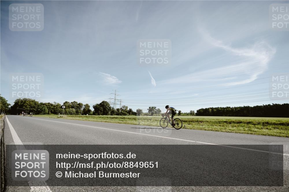 07.09.2025 - 19. Norderstedt Triathlon Michael Burmester http://msf.ph/oto/8849651 07.09.2025 10:31:18 Radfahren  meine-sportfotos.de