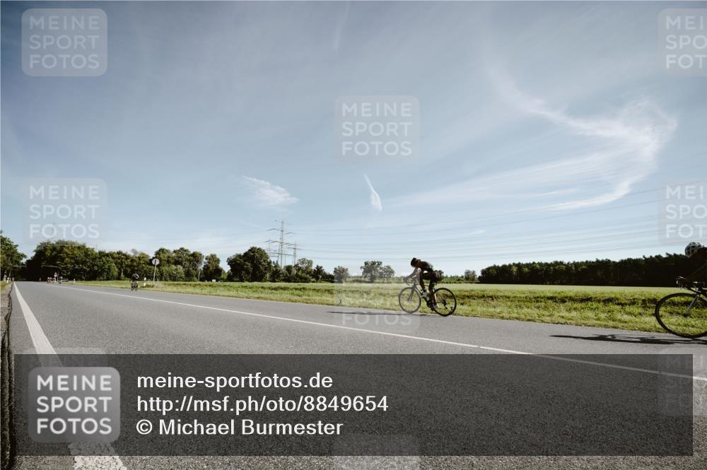 07.09.2025 - 19. Norderstedt Triathlon Michael Burmester http://msf.ph/oto/8849654 07.09.2025 10:31:21 Radfahren  meine-sportfotos.de