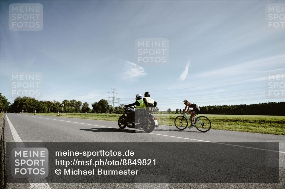 07.09.2025 - 19. Norderstedt Triathlon Michael Burmester http://msf.ph/oto/8849821 07.09.2025 10:36:44 Radfahren  meine-sportfotos.de
