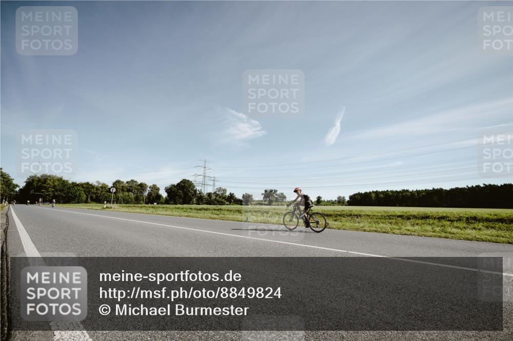 07.09.2025 - 19. Norderstedt Triathlon Michael Burmester http://msf.ph/oto/8849824 07.09.2025 10:36:51 Radfahren  meine-sportfotos.de