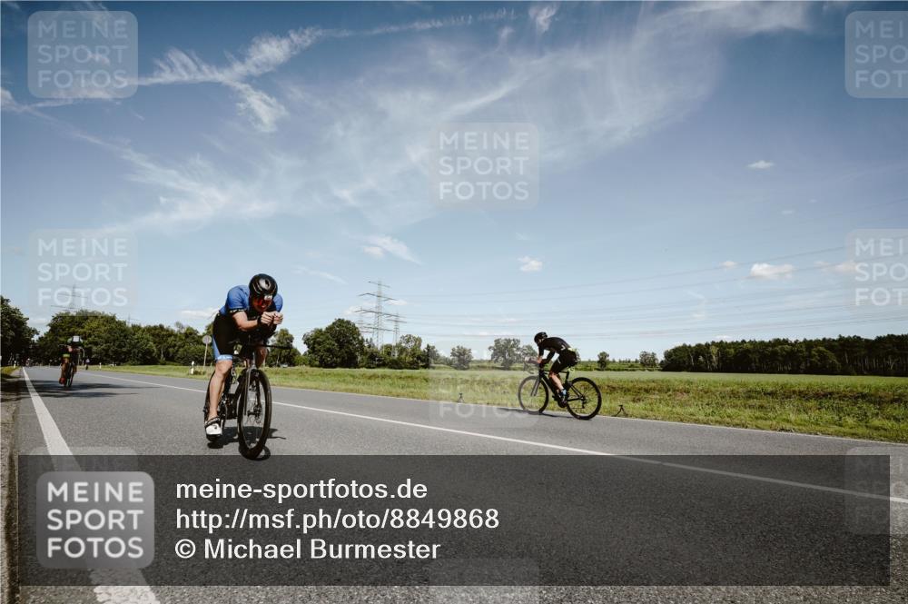07.09.2025 - 19. Norderstedt Triathlon Michael Burmester http://msf.ph/oto/8849868 07.09.2025 14:07:15 Radfahren 1008, 1469 meine-sportfotos.de