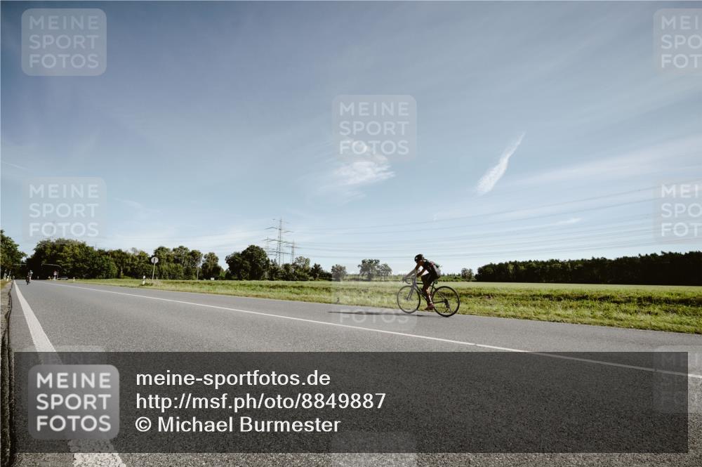 07.09.2025 - 19. Norderstedt Triathlon Michael Burmester http://msf.ph/oto/8849887 07.09.2025 10:38:45 Radfahren  meine-sportfotos.de