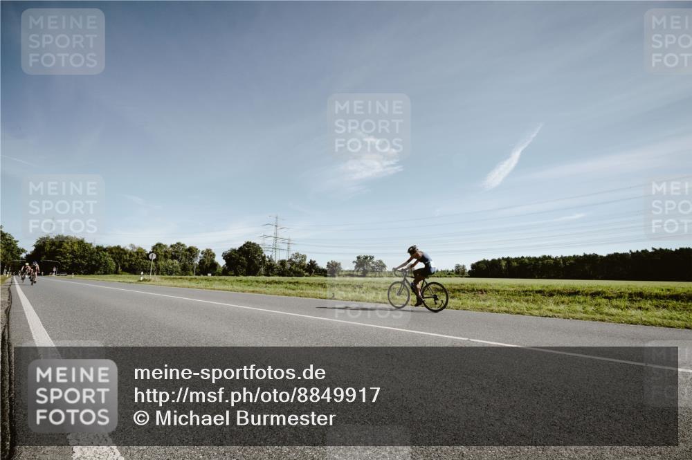 07.09.2025 - 19. Norderstedt Triathlon Michael Burmester http://msf.ph/oto/8849917 07.09.2025 10:39:33 Radfahren 96, 680 meine-sportfotos.de