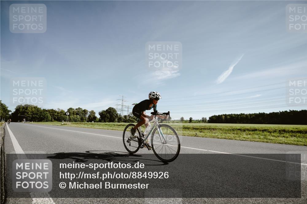 07.09.2025 - 19. Norderstedt Triathlon Michael Burmester http://msf.ph/oto/8849926 07.09.2025 10:39:45 Radfahren 118 meine-sportfotos.de