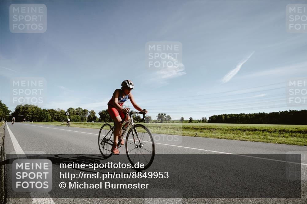 07.09.2025 - 19. Norderstedt Triathlon Michael Burmester http://msf.ph/oto/8849953 07.09.2025 10:40:26 Radfahren 108, 651 meine-sportfotos.de