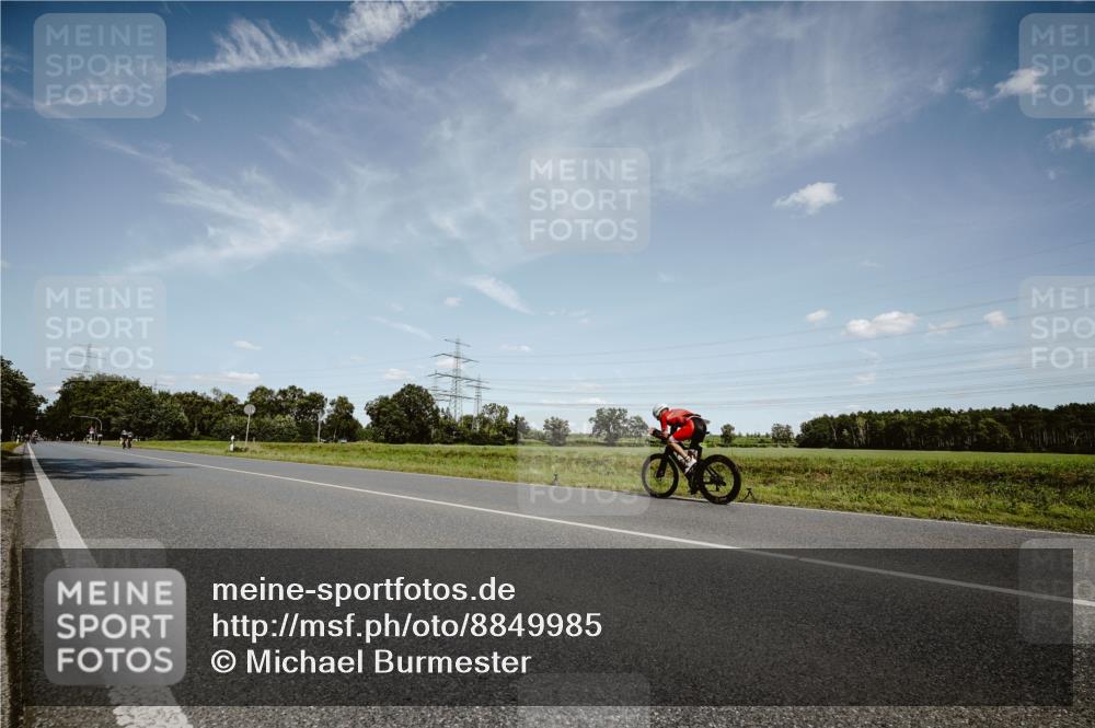 07.09.2025 - 19. Norderstedt Triathlon Michael Burmester http://msf.ph/oto/8849985 07.09.2025 14:08:56 Radfahren  meine-sportfotos.de