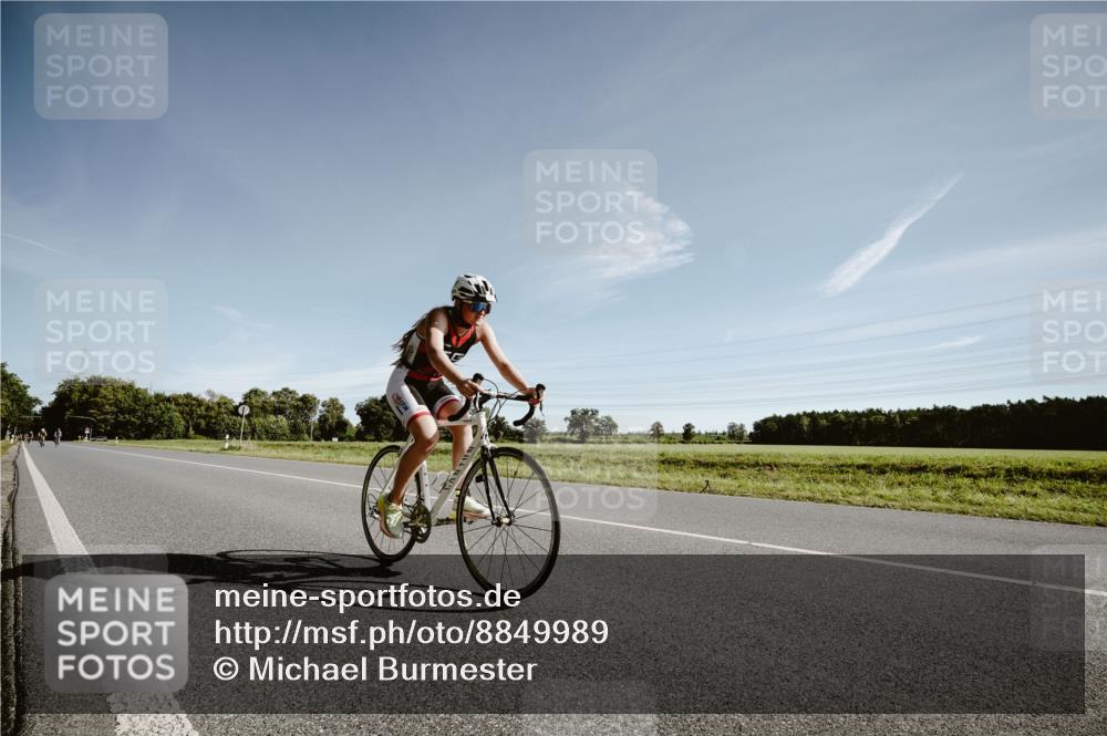 07.09.2025 - 19. Norderstedt Triathlon Michael Burmester http://msf.ph/oto/8849989 07.09.2025 10:41:10 Radfahren 670 meine-sportfotos.de