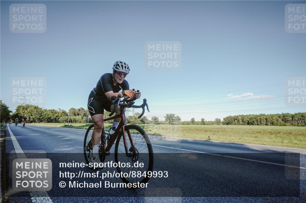 07.09.2025 - 19. Norderstedt Triathlon Michael Burmester http://msf.ph/oto/8849993 07.09.2025 16:20:21 Radfahren 1475, 1579 meine-sportfotos.de