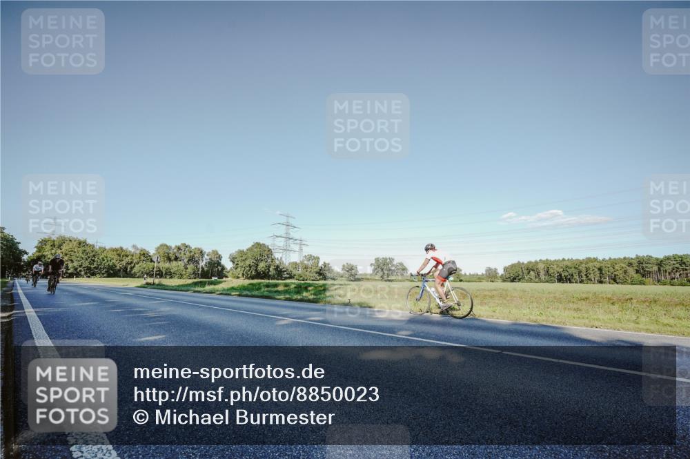 07.09.2025 - 19. Norderstedt Triathlon Michael Burmester http://msf.ph/oto/8850023 07.09.2025 16:20:54 Radfahren 1515, 1546 meine-sportfotos.de