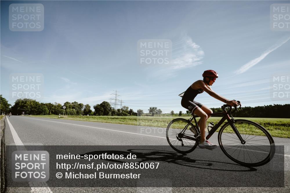 07.09.2025 - 19. Norderstedt Triathlon Michael Burmester http://msf.ph/oto/8850067 07.09.2025 10:43:20 Radfahren 62, 123 meine-sportfotos.de