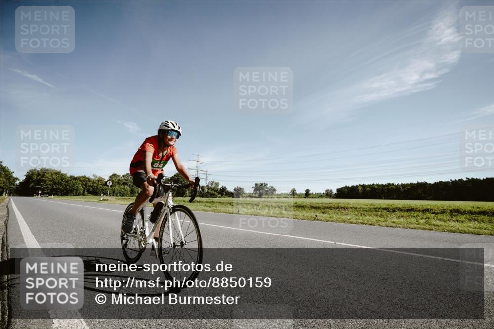 07.09.2025 - 19. Norderstedt Triathlon Michael Burmester http://msf.ph/oto/8850159 07.09.2025 10:47:31 Radfahren 84 meine-sportfotos.de