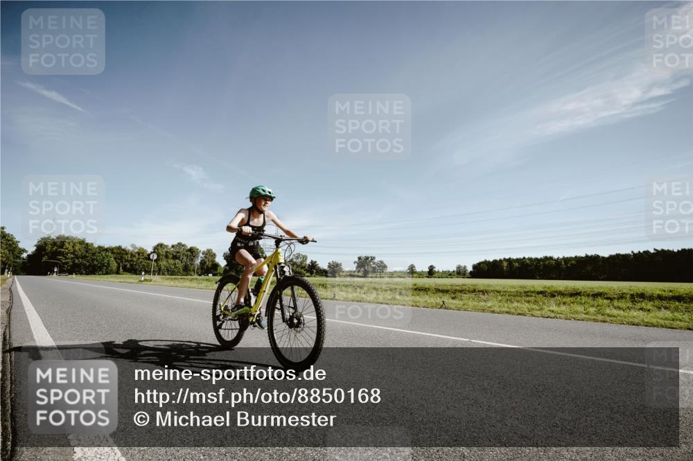07.09.2025 - 19. Norderstedt Triathlon Michael Burmester http://msf.ph/oto/8850168 07.09.2025 10:48:46 Radfahren 78 meine-sportfotos.de