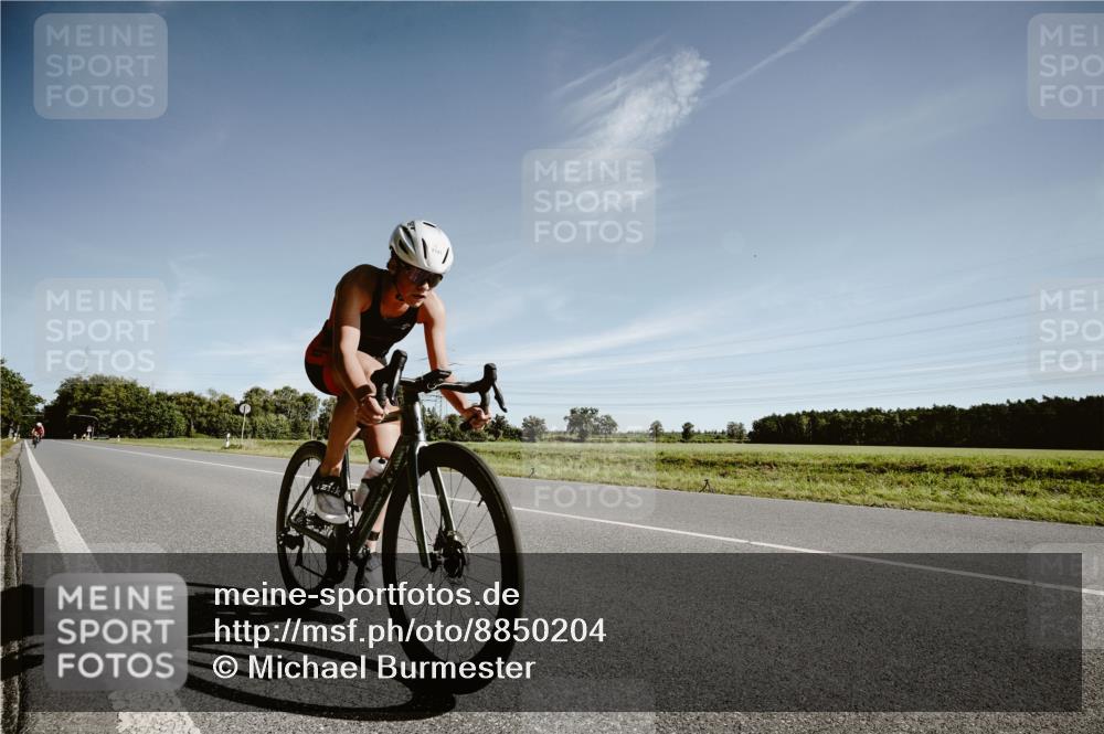 07.09.2025 - 19. Norderstedt Triathlon Michael Burmester http://msf.ph/oto/8850204 07.09.2025 11:01:51 Radfahren 1163, 1191 meine-sportfotos.de