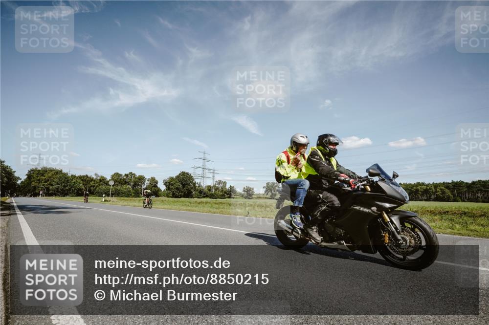 07.09.2025 - 19. Norderstedt Triathlon Michael Burmester http://msf.ph/oto/8850215 07.09.2025 14:12:27 Radfahren  meine-sportfotos.de