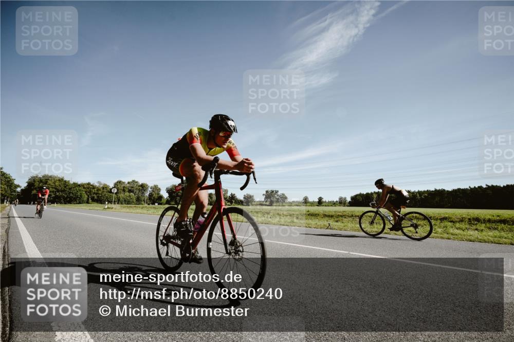 07.09.2025 - 19. Norderstedt Triathlon Michael Burmester http://msf.ph/oto/8850240 07.09.2025 11:03:20 Radfahren 231, 1335 meine-sportfotos.de