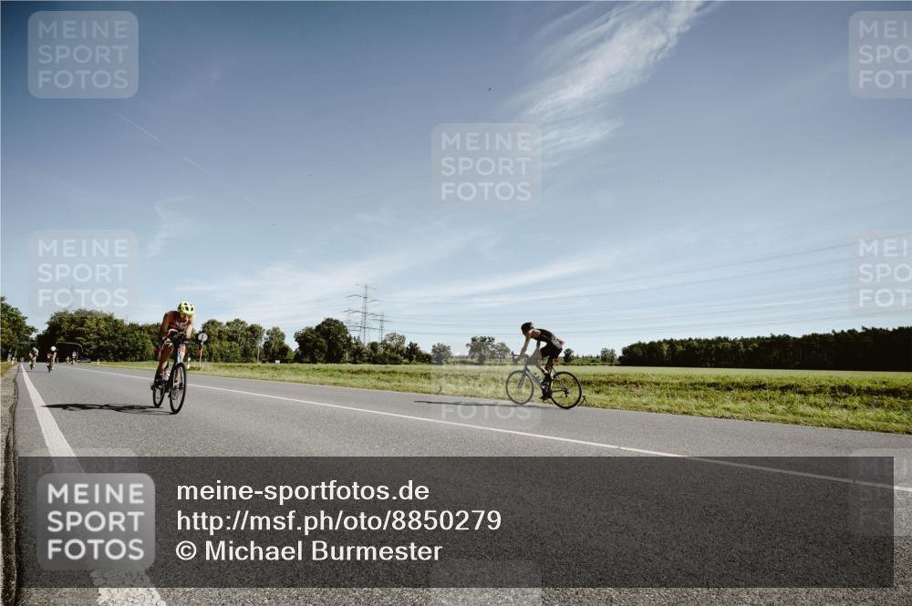 07.09.2025 - 19. Norderstedt Triathlon Michael Burmester http://msf.ph/oto/8850279 07.09.2025 11:03:51 Radfahren 1176, 1355 meine-sportfotos.de