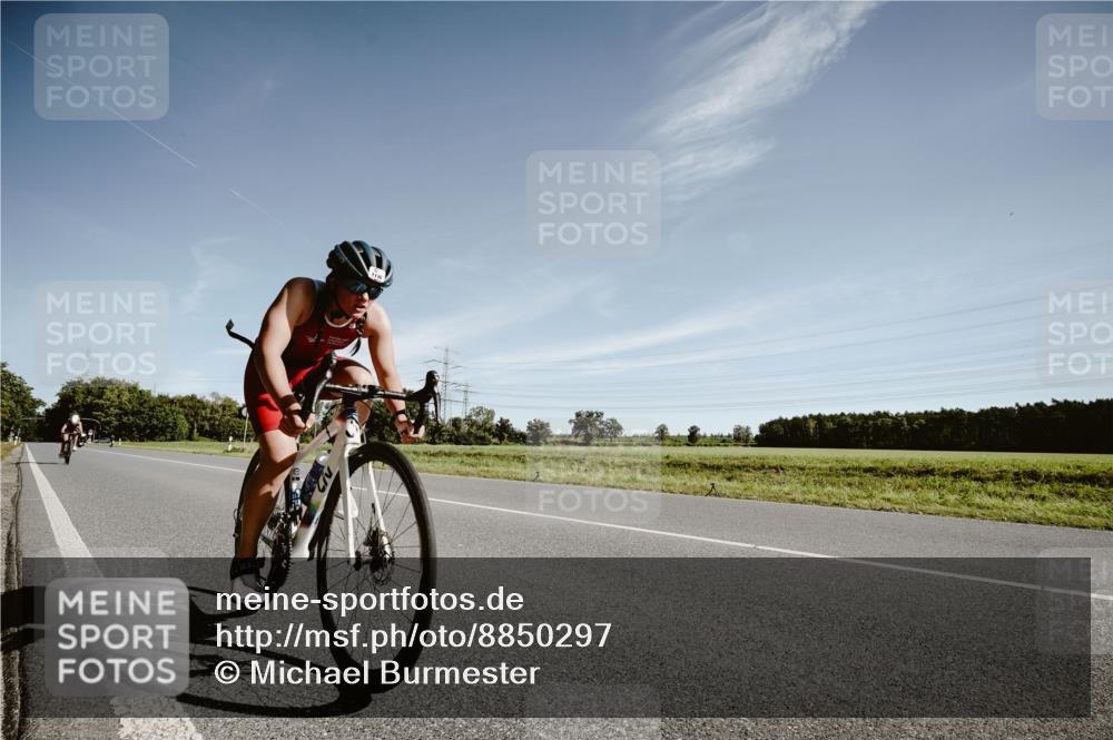 07.09.2025 - 19. Norderstedt Triathlon Michael Burmester http://msf.ph/oto/8850297 07.09.2025 11:04:09 Radfahren 1160, 1196 meine-sportfotos.de