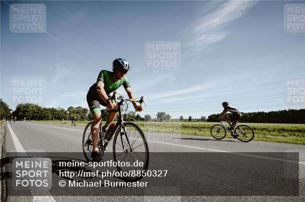 07.09.2025 - 19. Norderstedt Triathlon Michael Burmester http://msf.ph/oto/8850327 07.09.2025 11:05:16 Radfahren 1173 meine-sportfotos.de